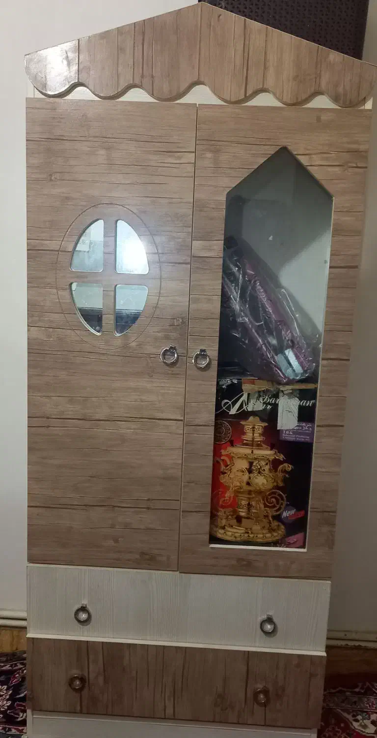 کمد|جاکفشی، کمد، دراور|قلقل رود, |دیوار