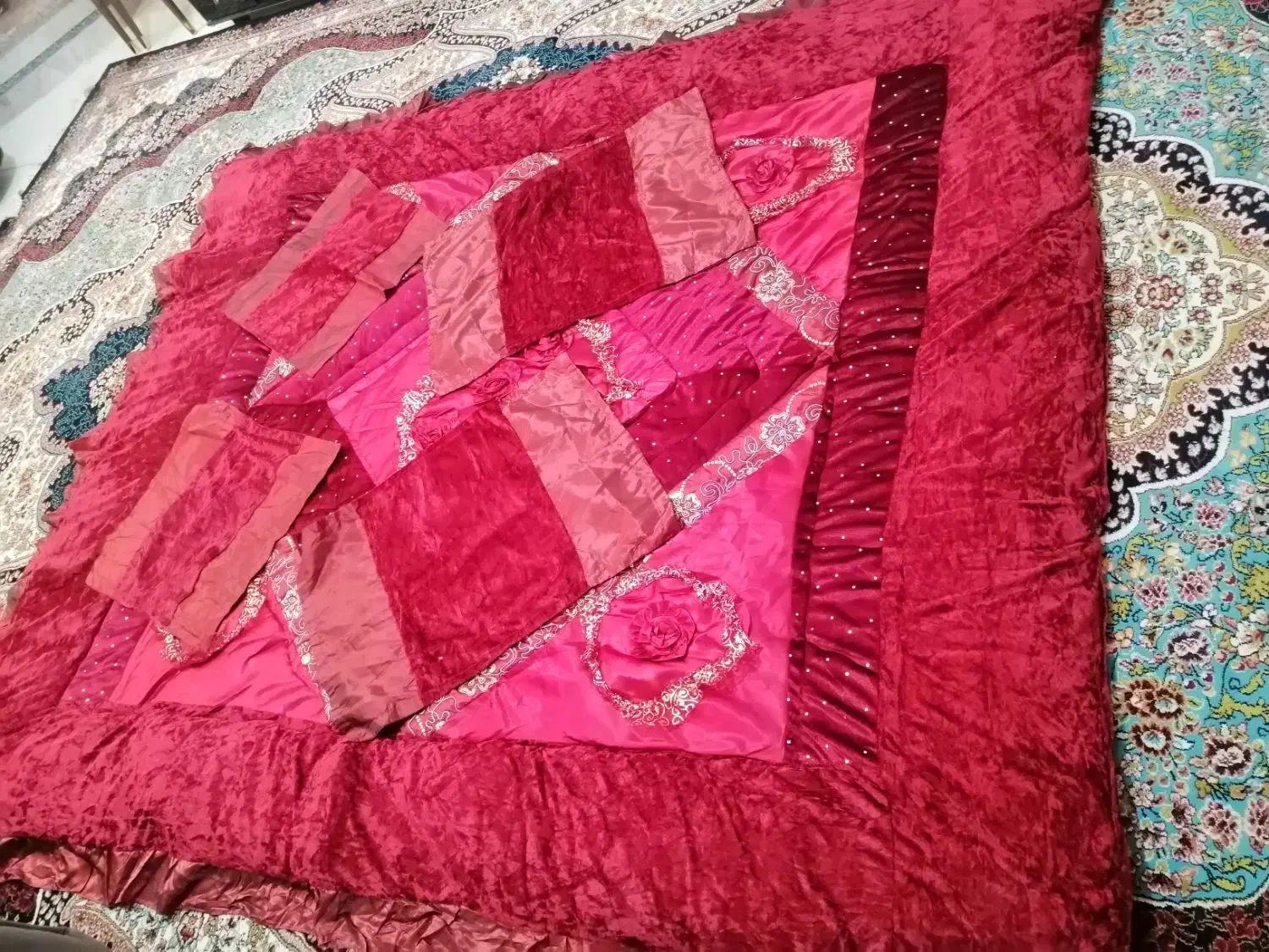 روتختی دونفره|سرویس روتختی|صدرا-فارس, فاز ۱|دیوار