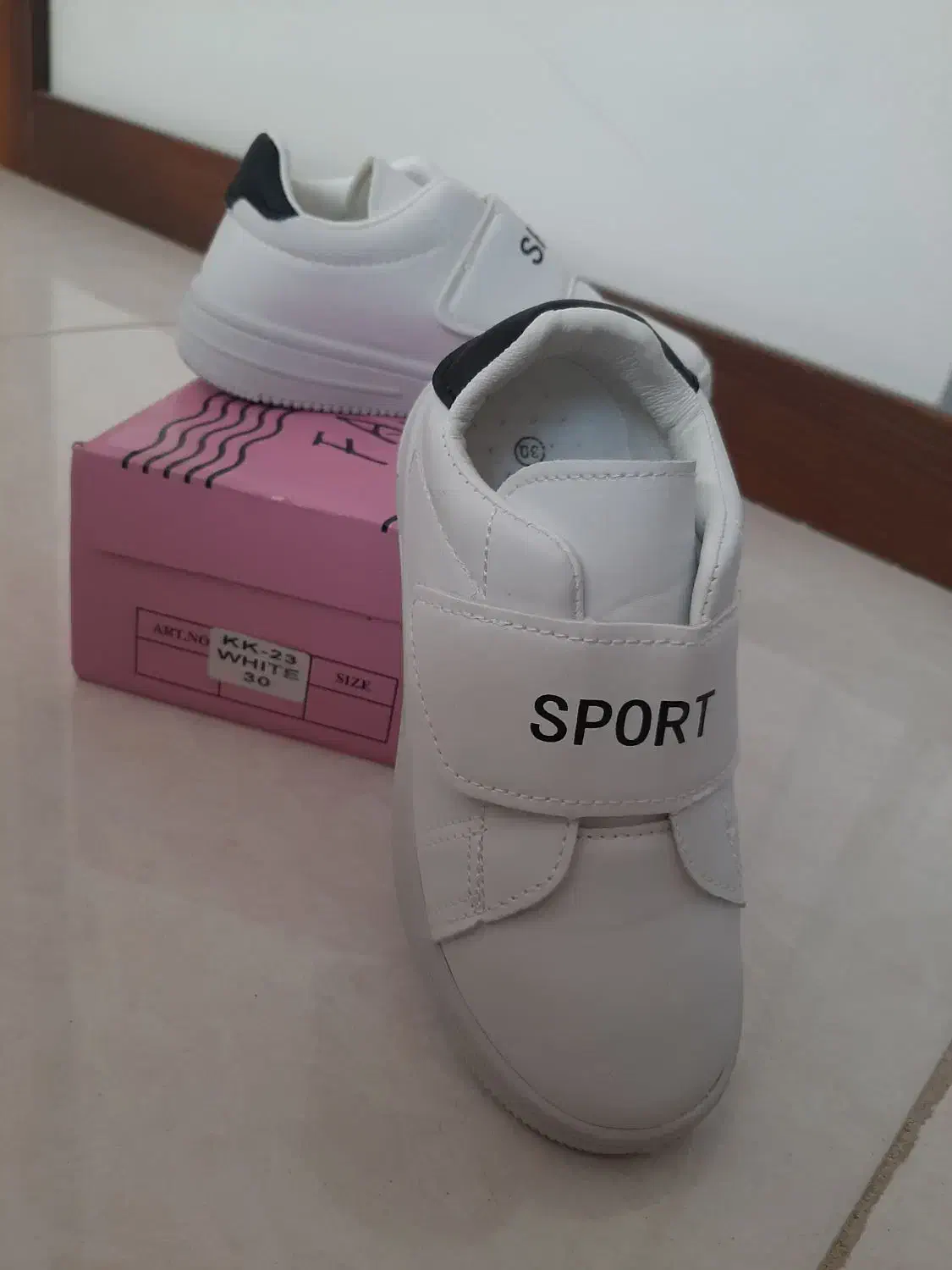 کفش بچگانه خارجی اسپرت|کیف، کفش، کمربند|همدان, |دیوار