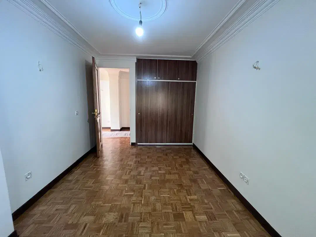 ۲۰۰متر ۴خواب خیابان ایتالیا