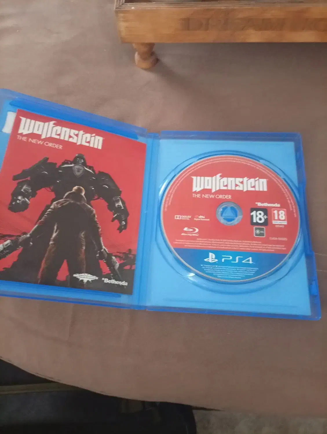 دسته ps4 اصلی و دیسک بازی|کنسول، بازی ویدئویی و آنلاین|باغستان, |دیوار