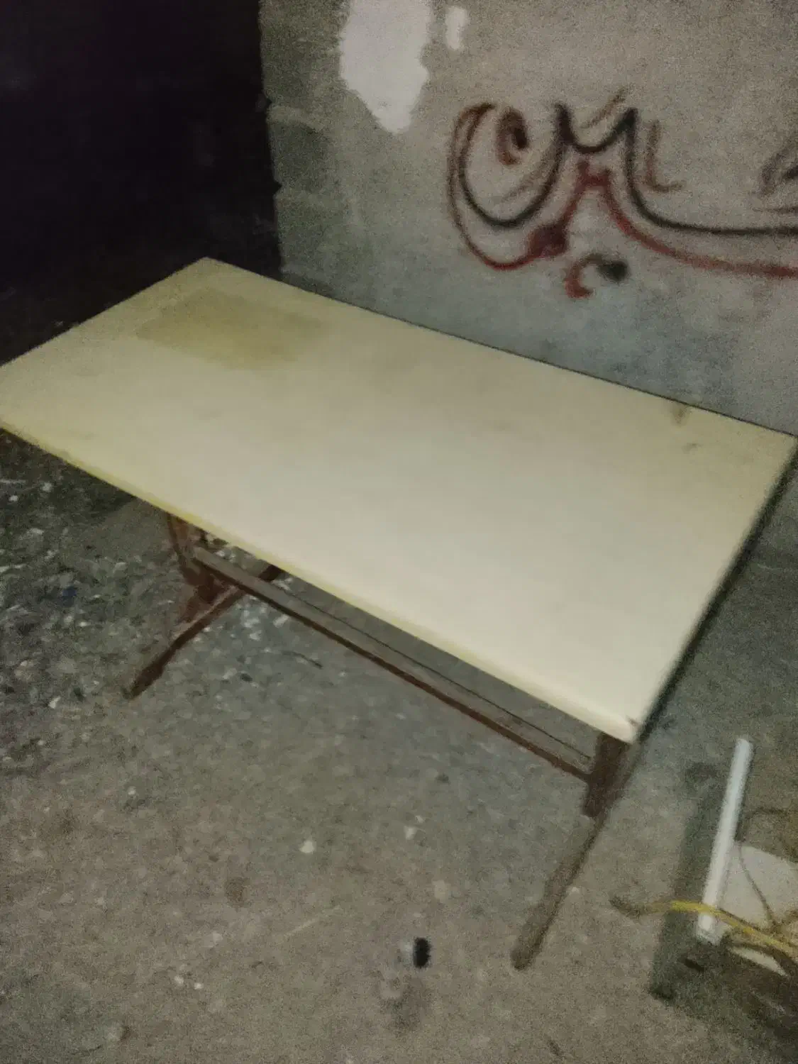 ویترین ومیز|حراج|مزرعه کتول, |دیوار