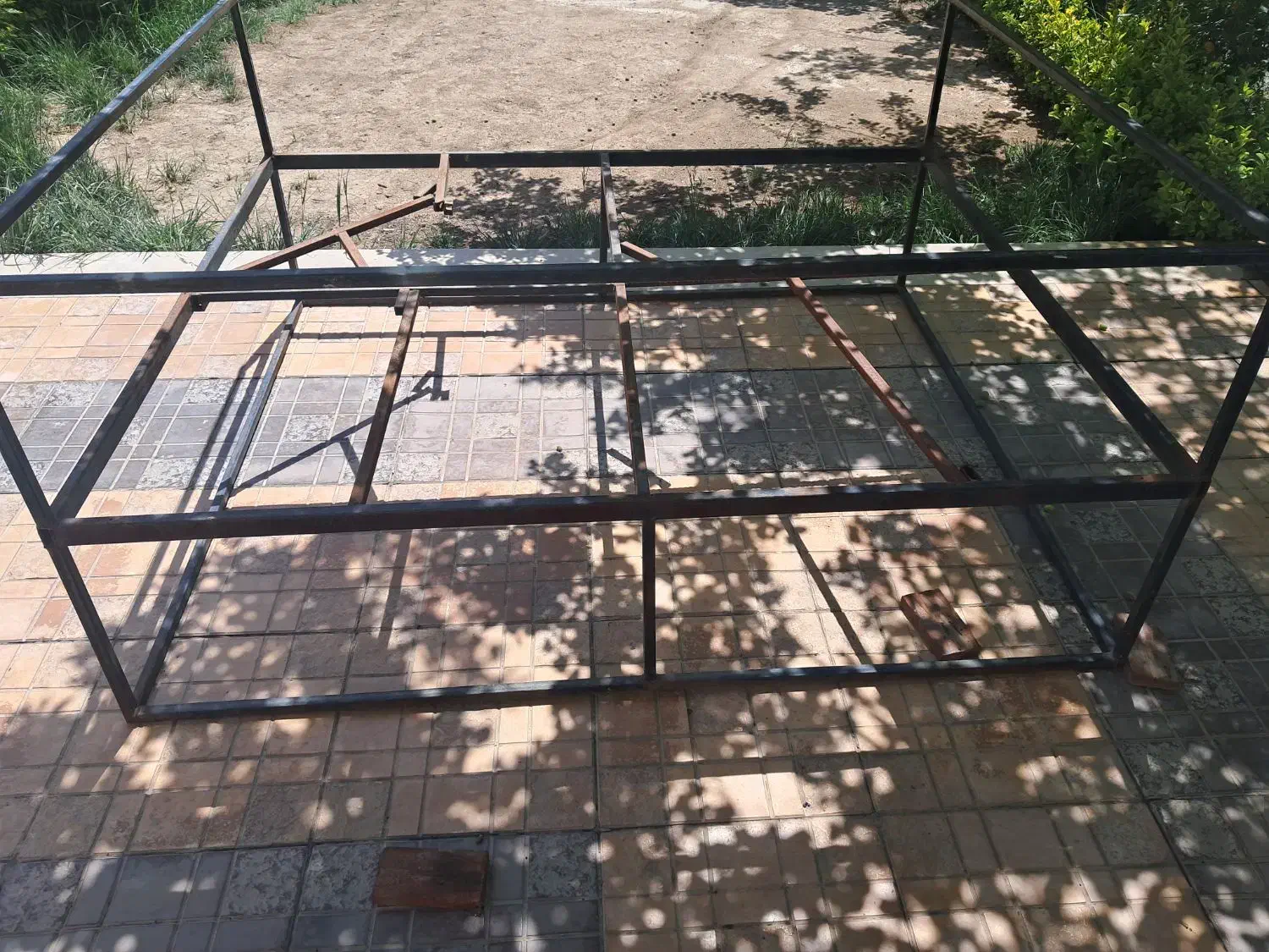 تخت اهنی 2×1/5|تخت و سرویس خواب|مشکیندشت, |دیوار