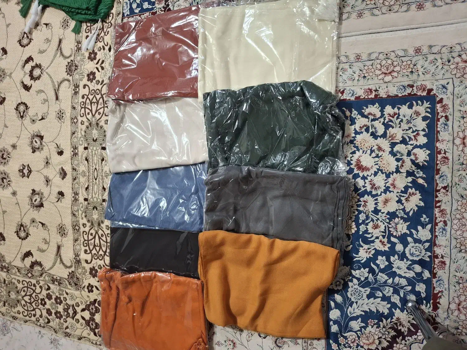 فروشی به خاطره جمع کردن مغازه|لباس|تکاب, |دیوار