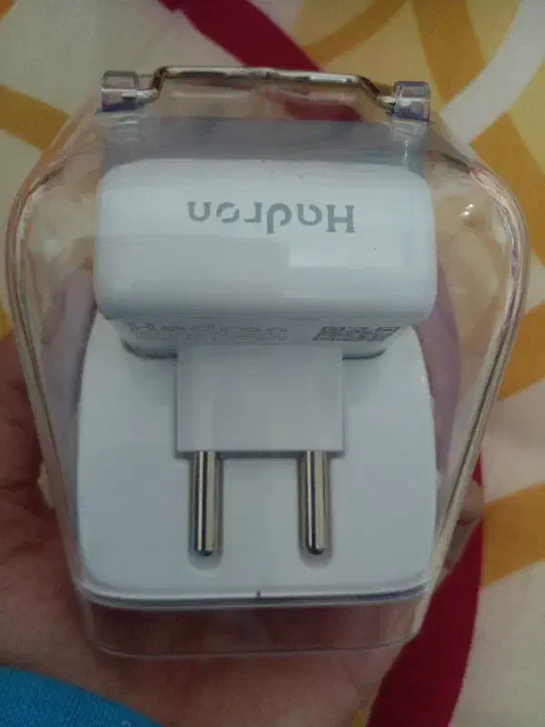 محافظ شارژر هادرون تایمر دار کاملا پلمپ|لوازم جانبی موبایل و تبلت|اصفهان, فجر|دیوار