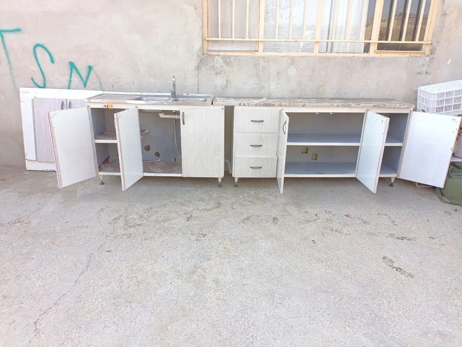 کابینت|مصالح و تجهیزات ساختمان|چناران, |دیوار