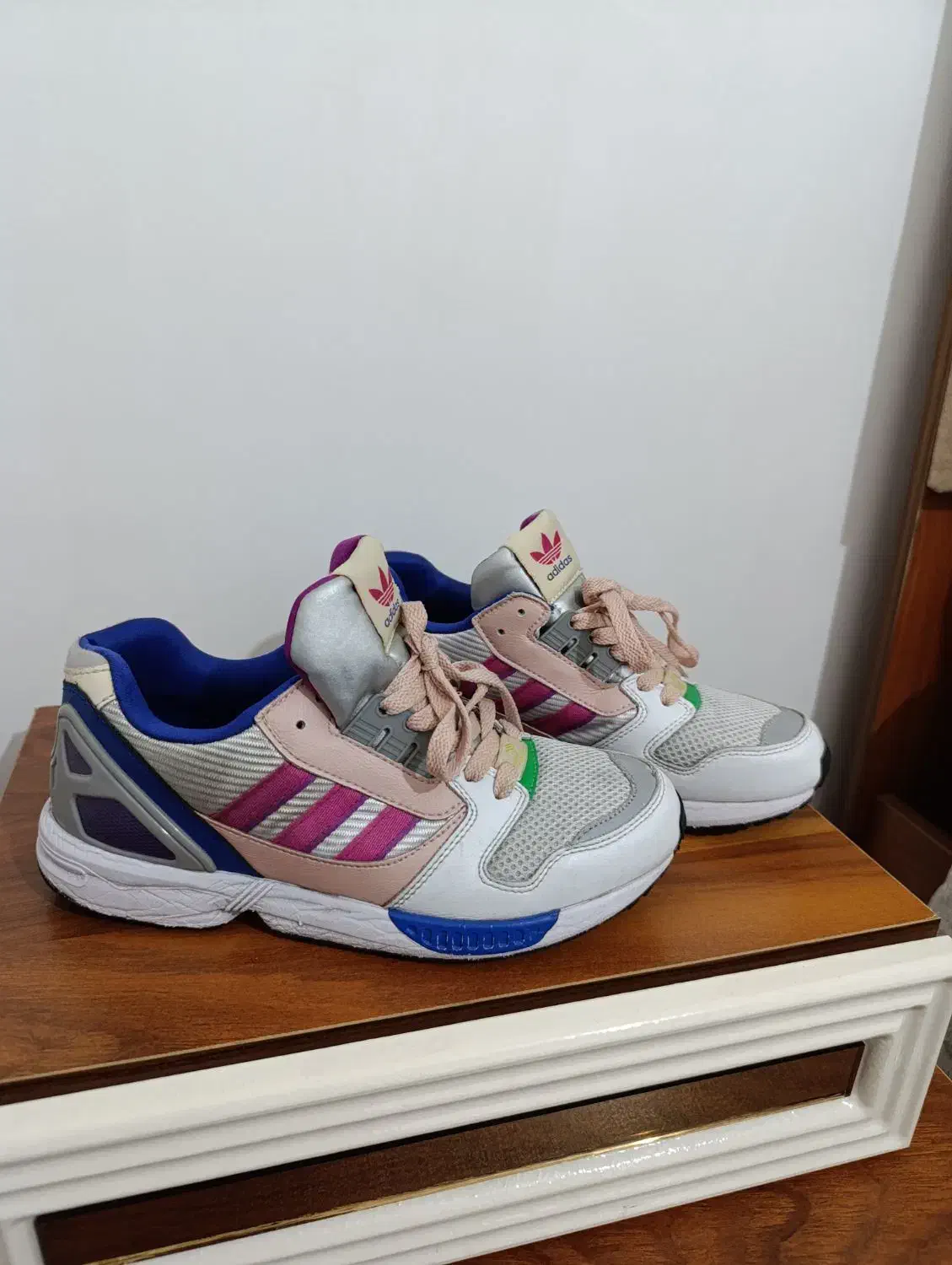 کتونیسفارش کره...|کیف، کفش، کمربند|اقبالیه, |دیوار