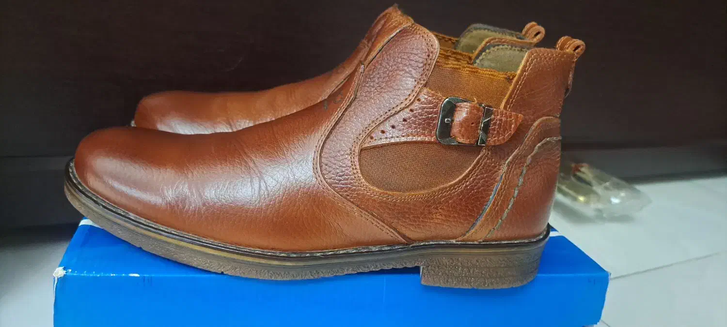 نیم بوت چرم گاوی اصل خارجی سایز ۴۲|کیف، کفش، کمربند|تهران, ازگل|دیوار