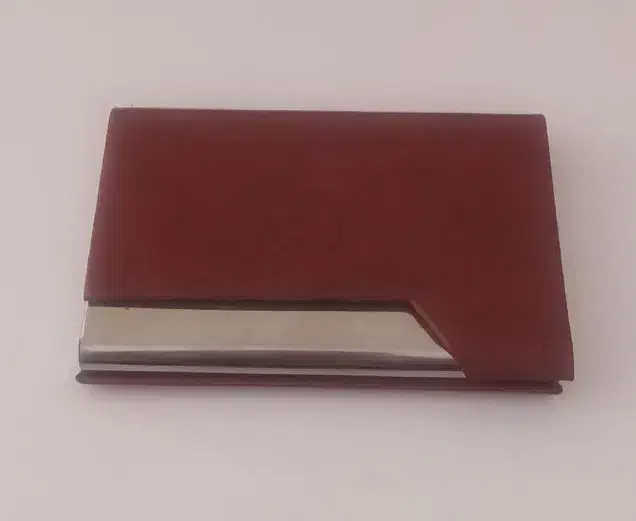 گمشده جاکارتی|اشیا|مشهد, پروین اعتصامی|دیوار