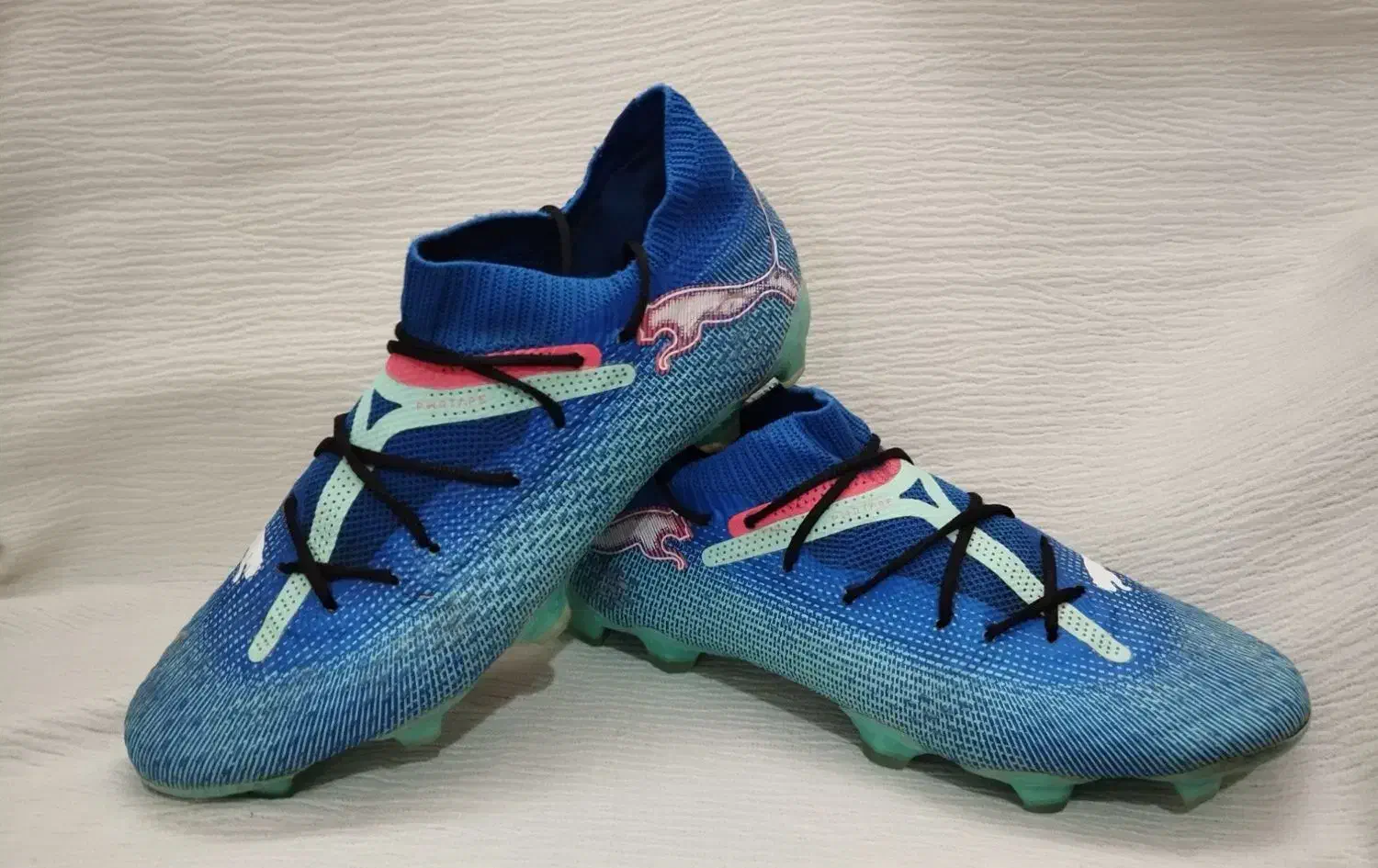 کفش چمن|تجهیزات ورزشی|نیشابور, ده حلاج|دیوار