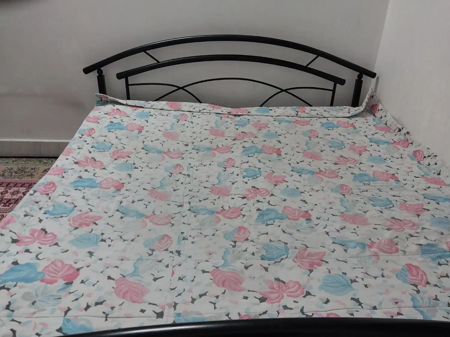 تخت دو نفره فلزی|تخت و سرویس خواب|قم, شهرک توانیر|دیوار