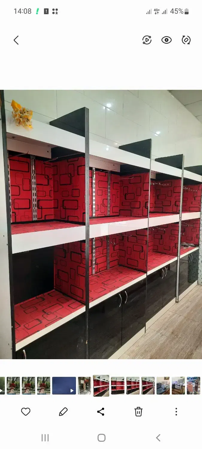 تعدادی ویترین و کمد قفسه دار مخصوص فروشگاه لباس|فروشگاه و مغازه|اصفهان, خواجه عمید|دیوار