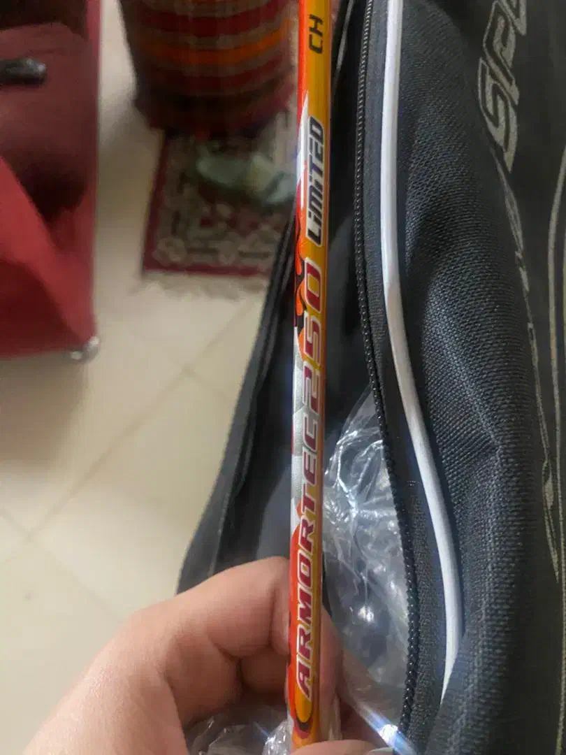 راکت بد مینتون حرفه ای اکبند و راکت معمولی دو عدد|ورزش‌های توپی|شیراز, زرهی|دیوار