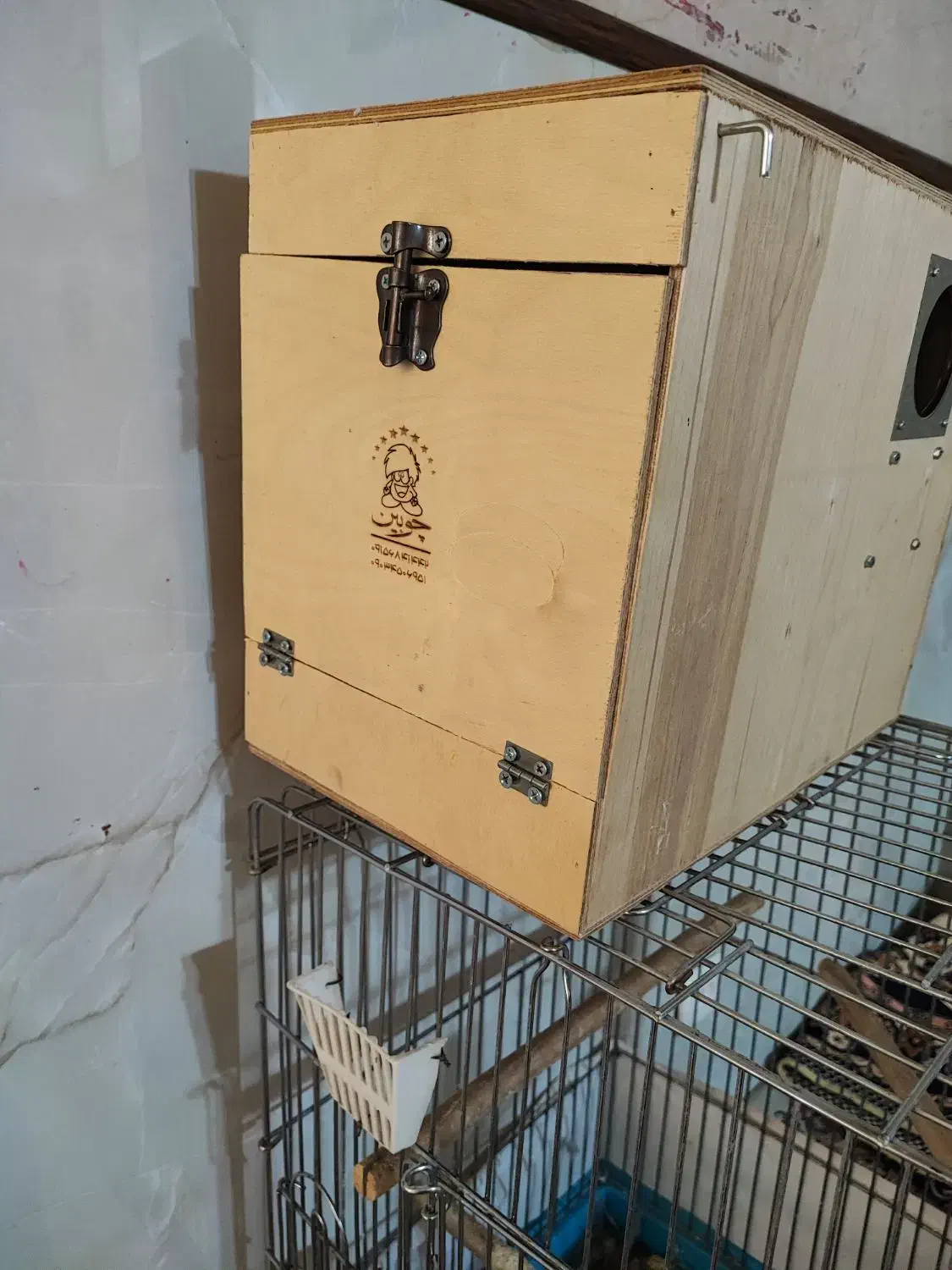 قفس پرنده بزرگ|لوازم جانبی حیوانات|قم, حاج زینل|دیوار