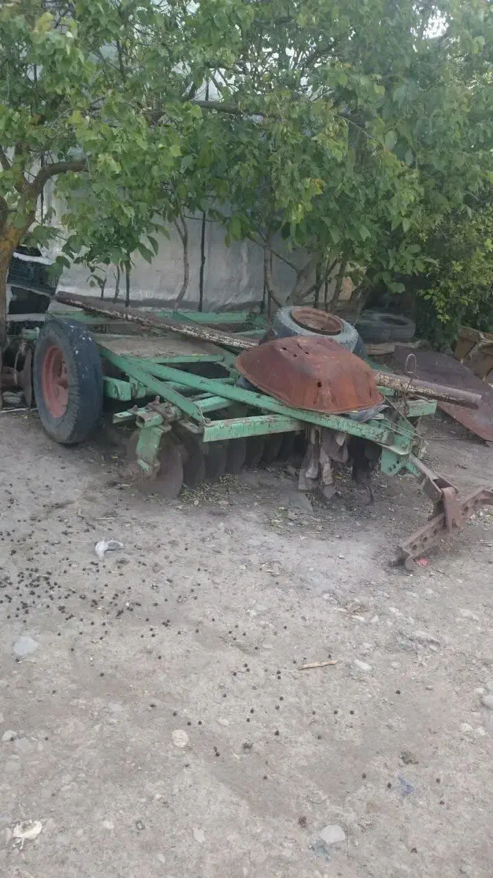 گاو آهن سم پاش پنجه گازی دیسک موور تراکتور کودپاش|ماشین‌آلات صنعتی|اردبیل, |دیوار