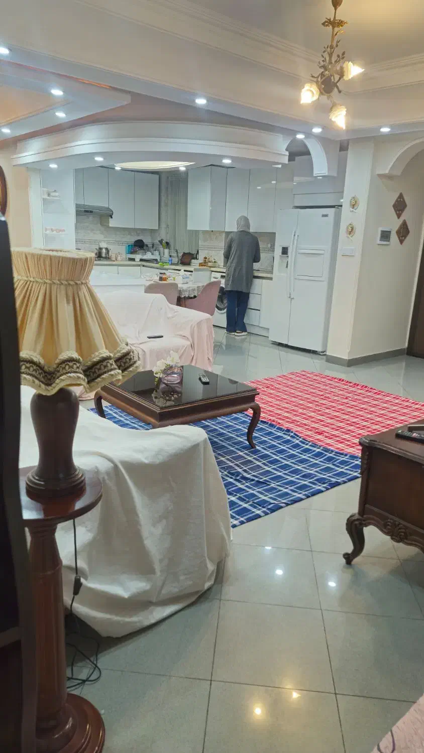 143متر 3 خواب شکیل/3 تا واحد/بالکن، دسترسی مترو