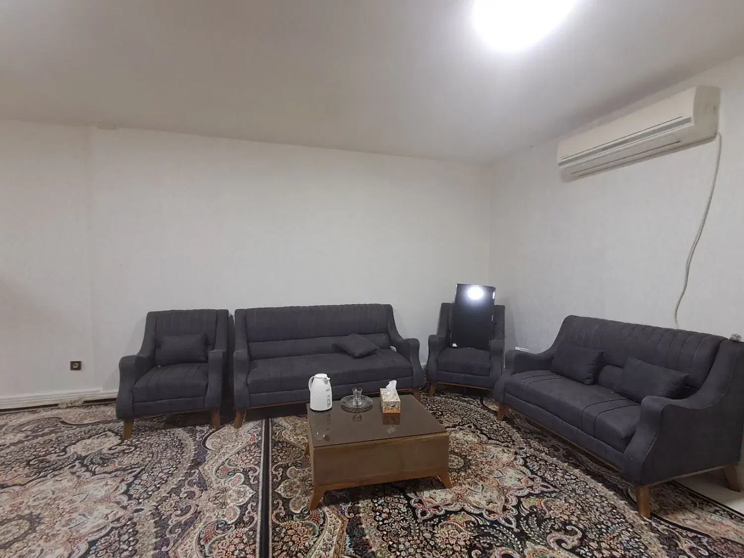 همخونه فقط خانم میخوام|اجارهٔ آپارتمان|بندرعباس, |دیوار