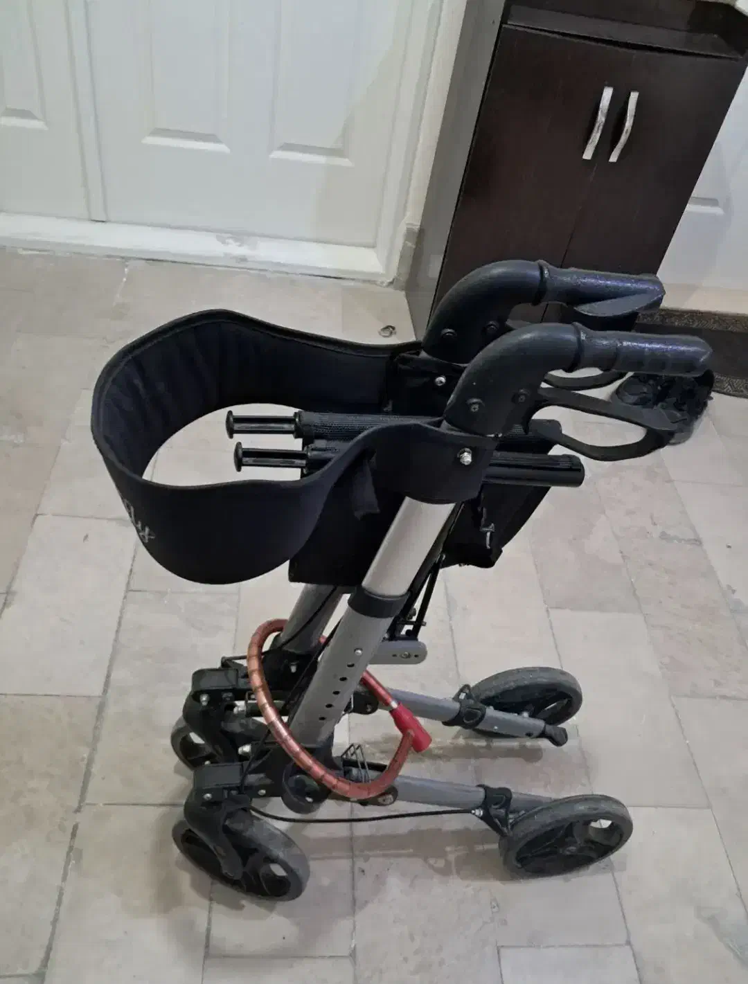 واکر رولیتور چرخدار (ویلچر )|فعالیت داوطلبانه|شاهینشهر, مخابرات (شهید بهشتی)|دیوار