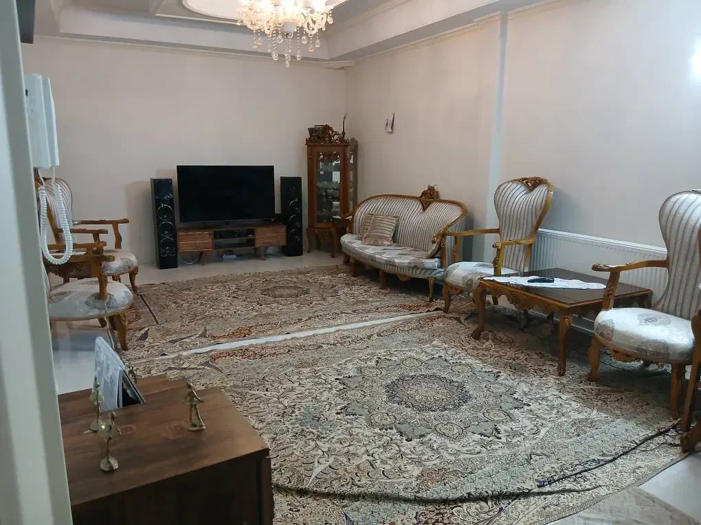 وسایل چوبی مبلمان جاکفشی تخت میزناهاخوری|مبلمان خانگی و میز عسلی|تهران, تهران‌نو|دیوار