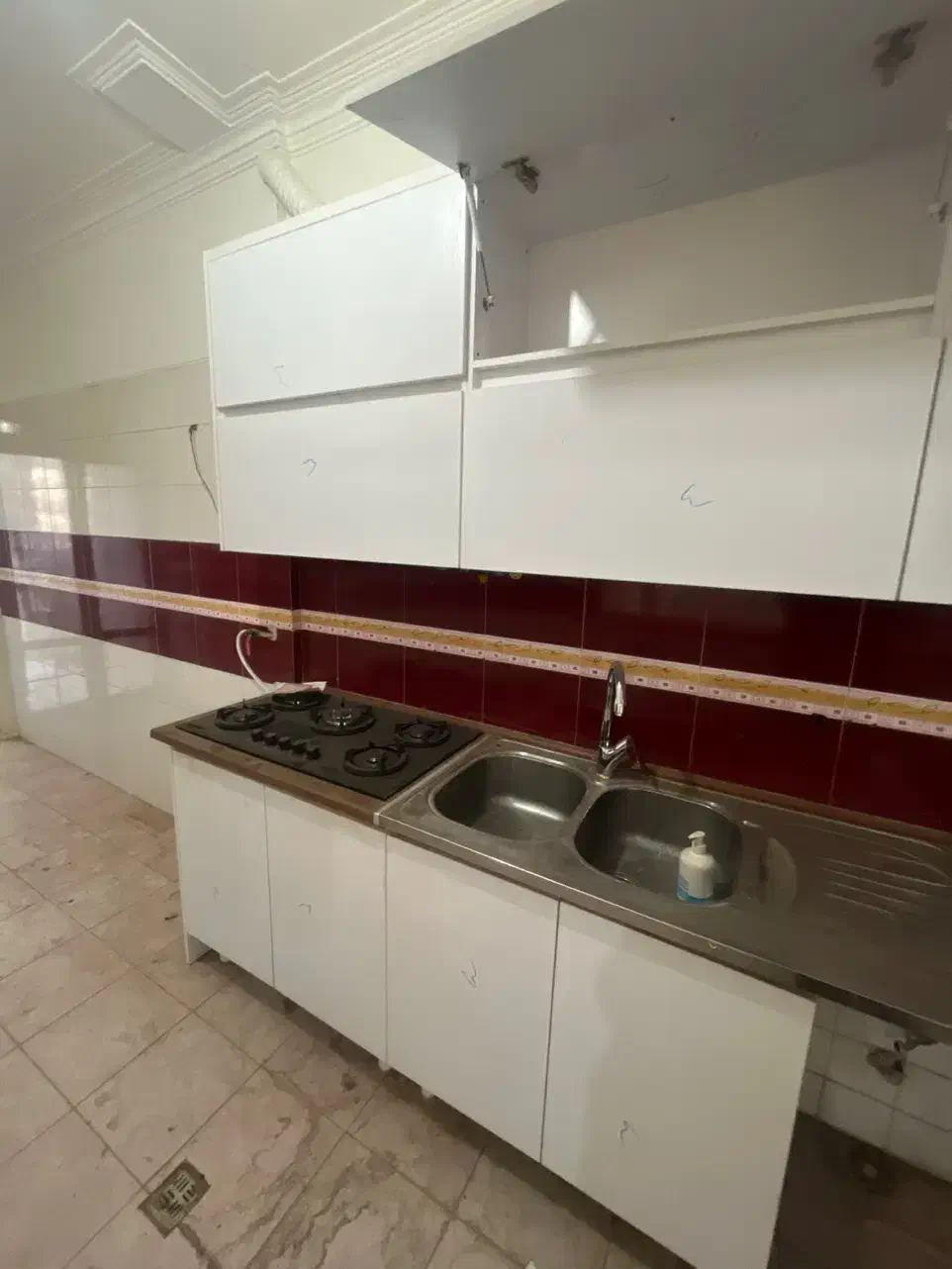 ۱۰۵متر دو خوابه حیاط اختصاصی و شبیه ب خونه ی کودکی