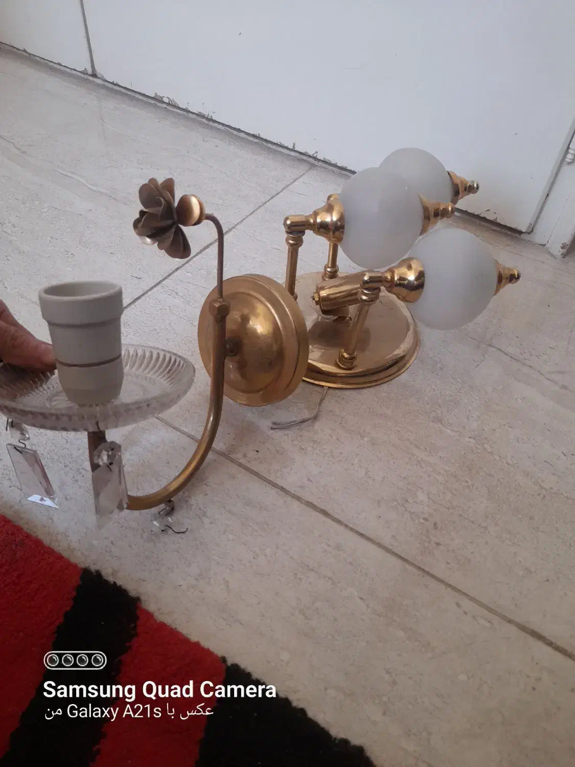 چراغ دیواری سالم برنز به قیمت مناسب|لوستر و چراغ آویز|سهند, |دیوار