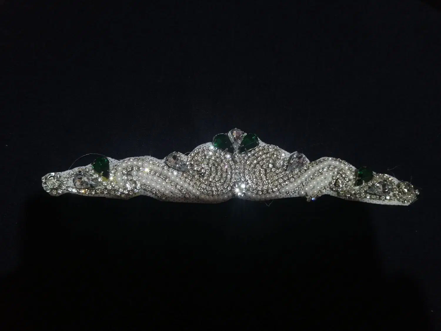 پنل جواهردوزی برای دستمال سرلباس محلی|لباس|صدرا-فارس, فاز ۱|دیوار