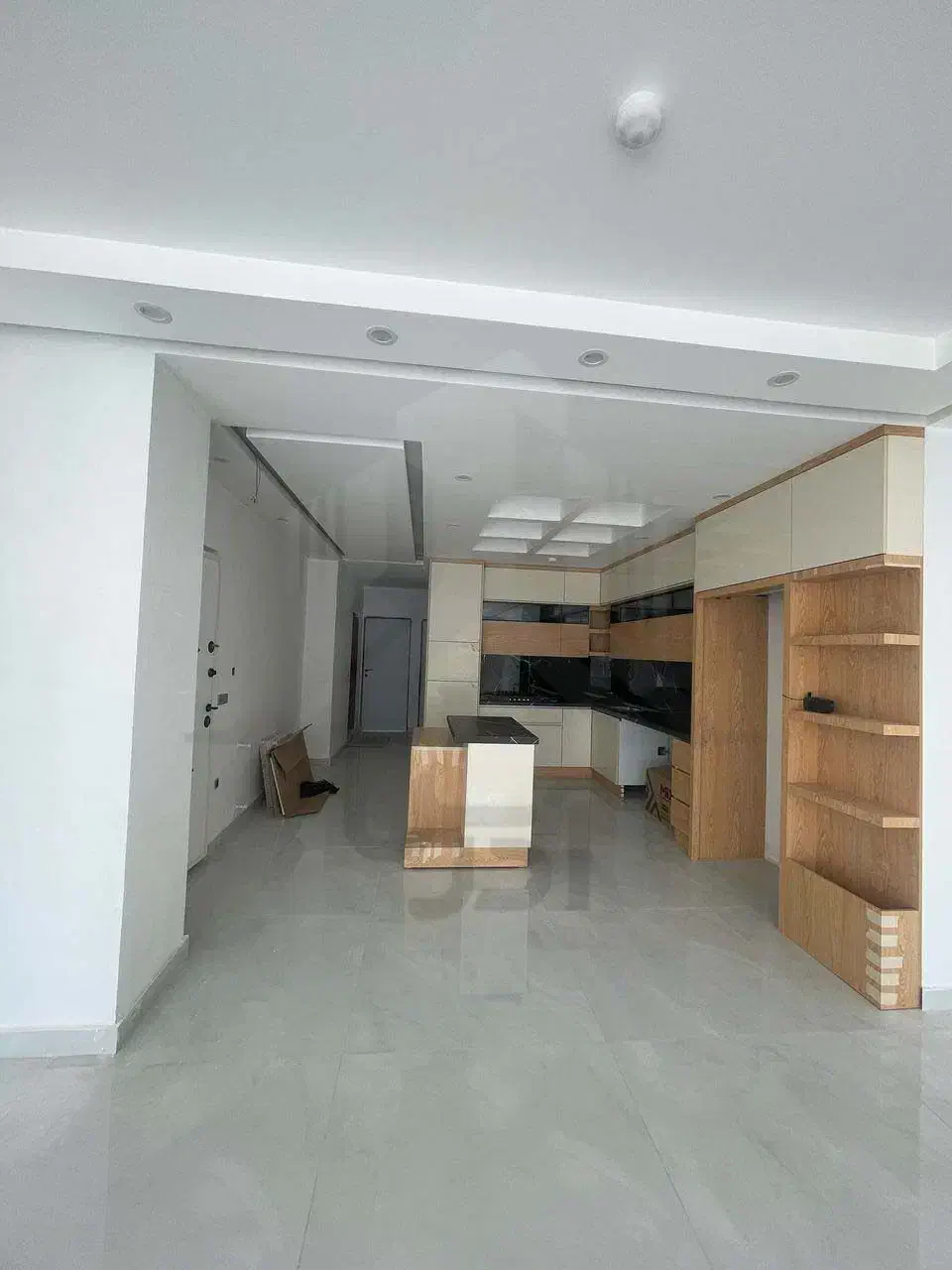 واحد 106 متری کلیدنخورده پشت پارک ناصرخسرو|فروش آپارتمان|بندر انزلی, تهران|دیوار