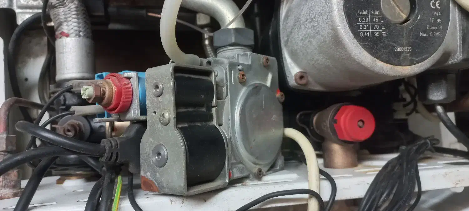 پکیج  مدل کالدا ونزیا|آبگرمکن، پکیج، شوفاژ|بندر انزلی, پردیس|دیوار