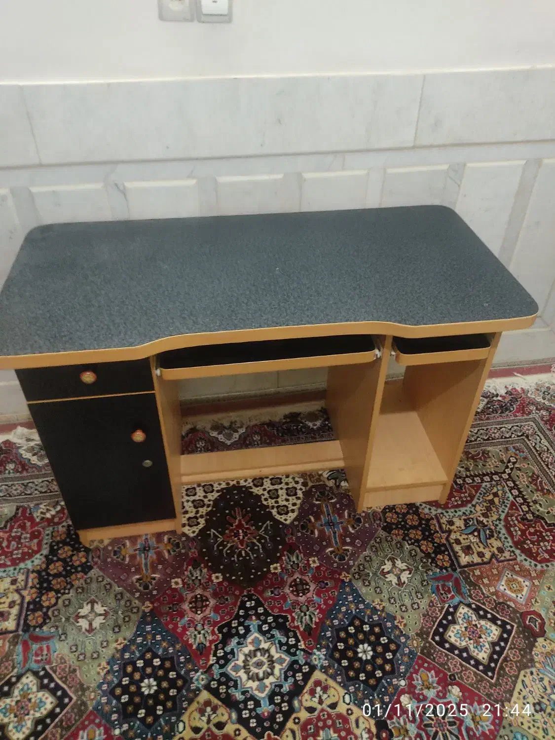 میز صندلی کامپیوتر|میز تحریر و کامپیوتر|زاهدان, |دیوار