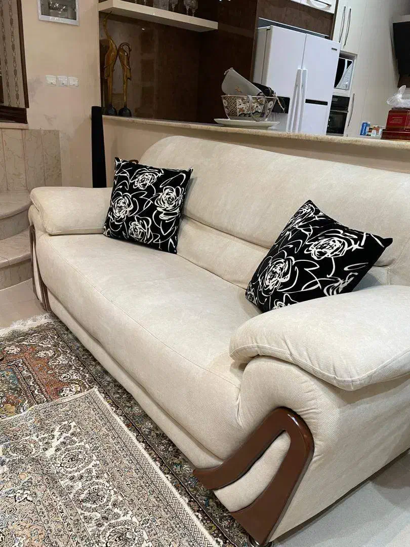 مبل 7 نفره سالم در حد نو|مبلمان خانگی و میز عسلی|تفت, |دیوار