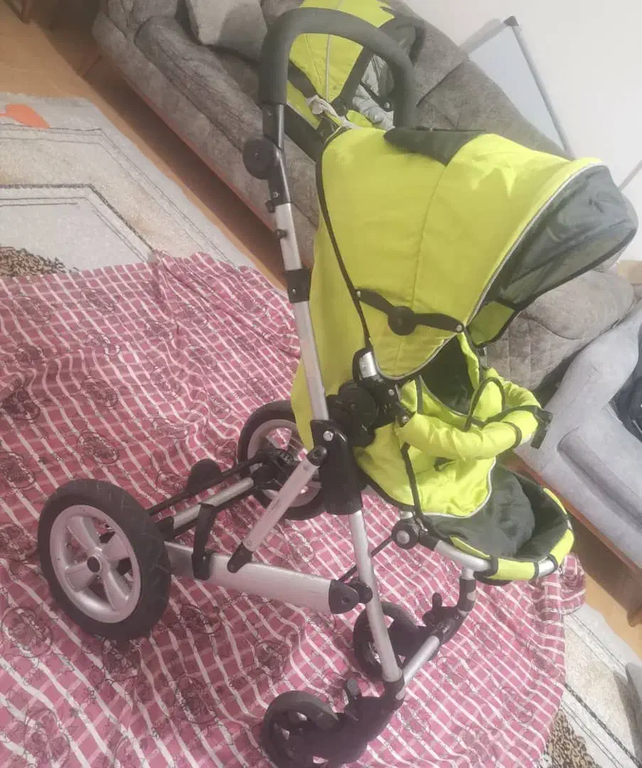 کالسکه وکریر مارک گودبیبی بسیار تمیز|کالسکه و لوازم جانبی|اهواز, بهارستان|دیوار