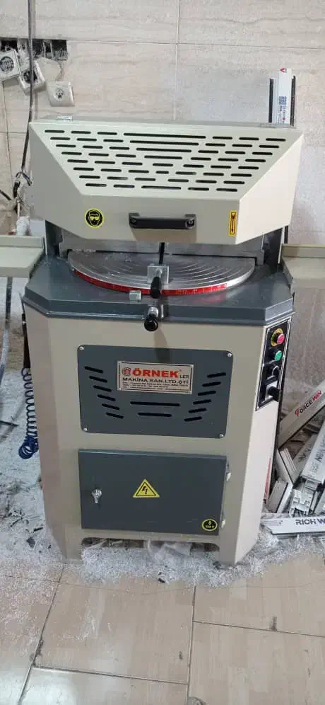 دستگاه ساخت درو پنجره آلومنیوم .upvc|ماشینآلات صنعتی|بندرعباس, |دیوار