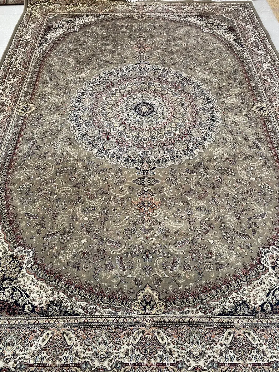 ۲تخته ۹ متری ۷۰۰ شانه|فرش|نظرآباد, شهرک سید جمال الدین|دیوار