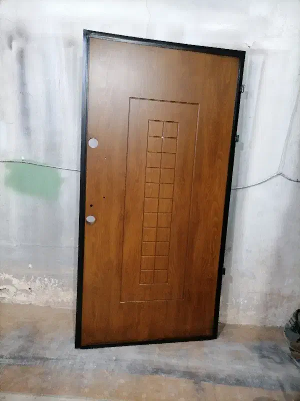 رنگ کاری مصنوعات چوبی|خدمات پیشه و مهارت|قم, دانش|دیوار