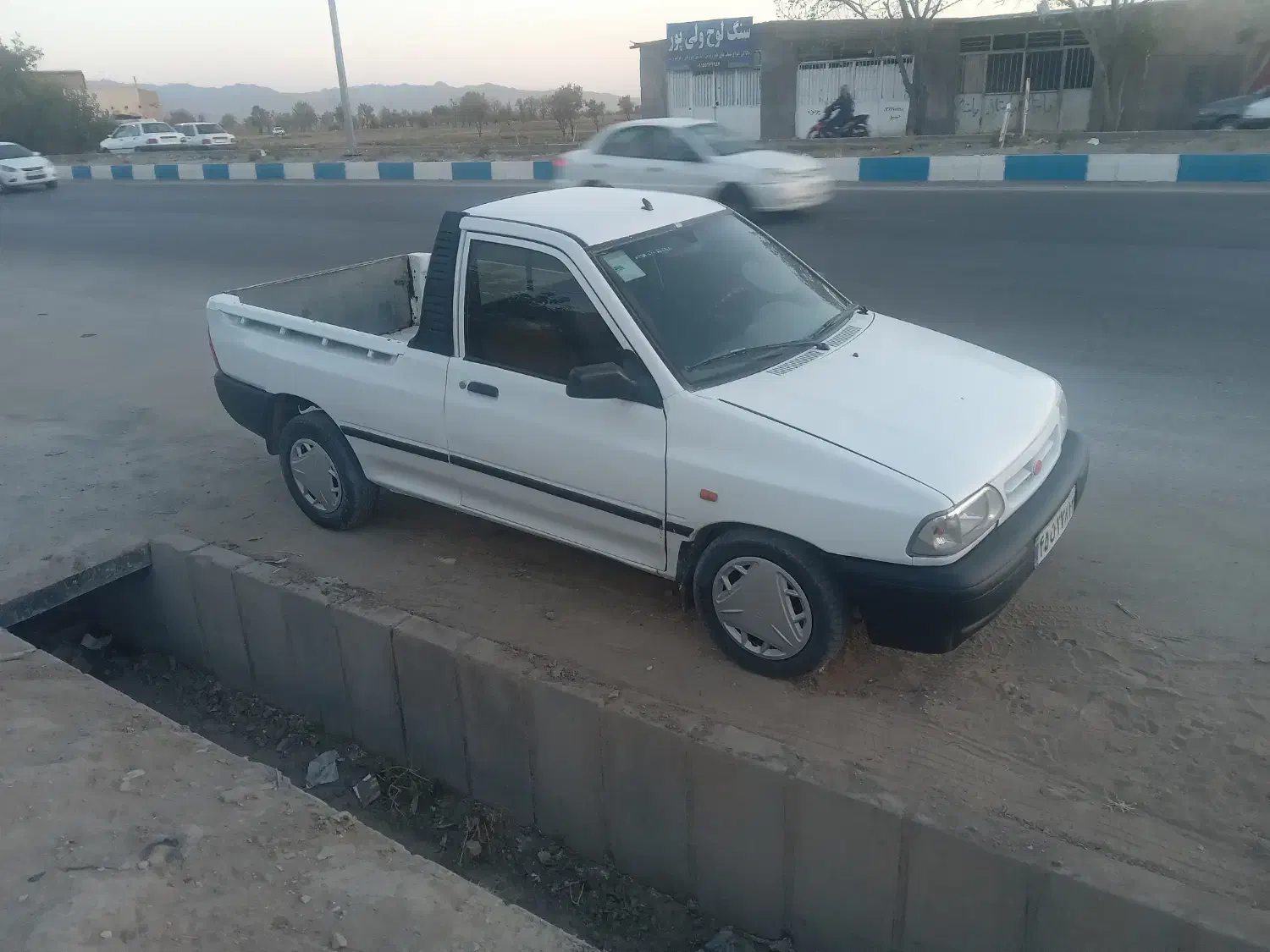 وانت پراید۹۳|خودرو سواری و وانت|تربتحیدریه, بهزیستی|دیوار