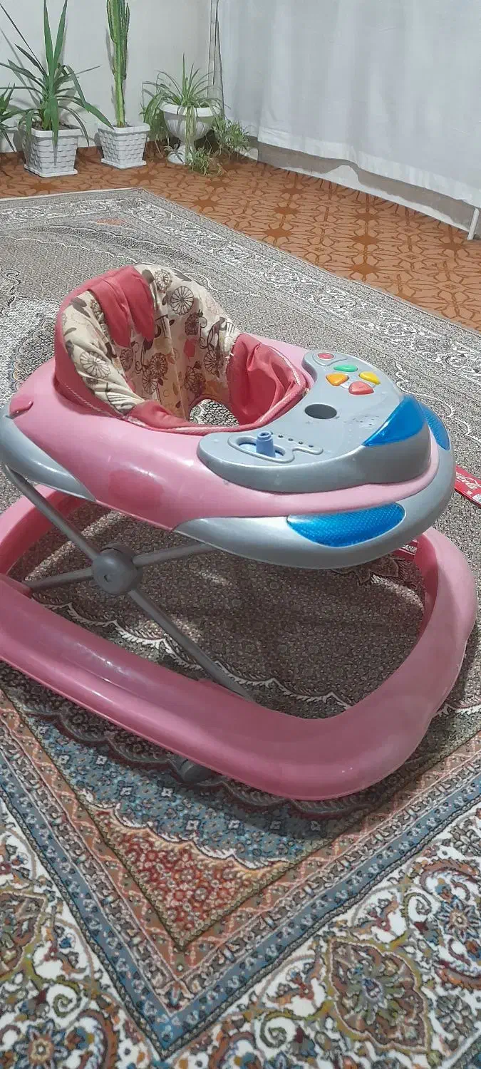 کمک مادر|کالسکه و لوازم جانبی|سیلوانه, |دیوار