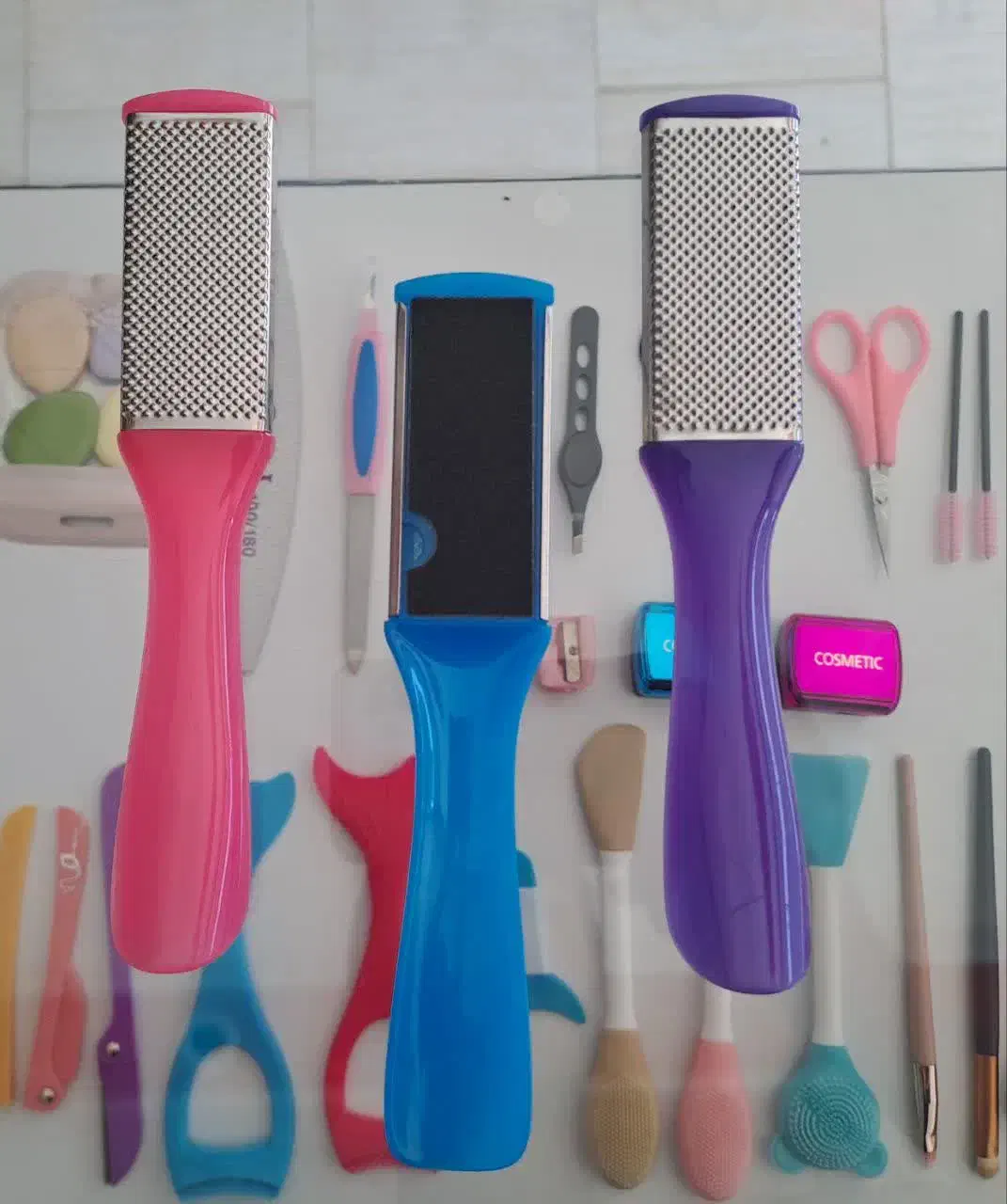 بیگودی کش موآینه لیف سیلیکونی قیچی رنده پا|آرایشی، بهداشتی، درمانی|بهمن صغاد, |دیوار