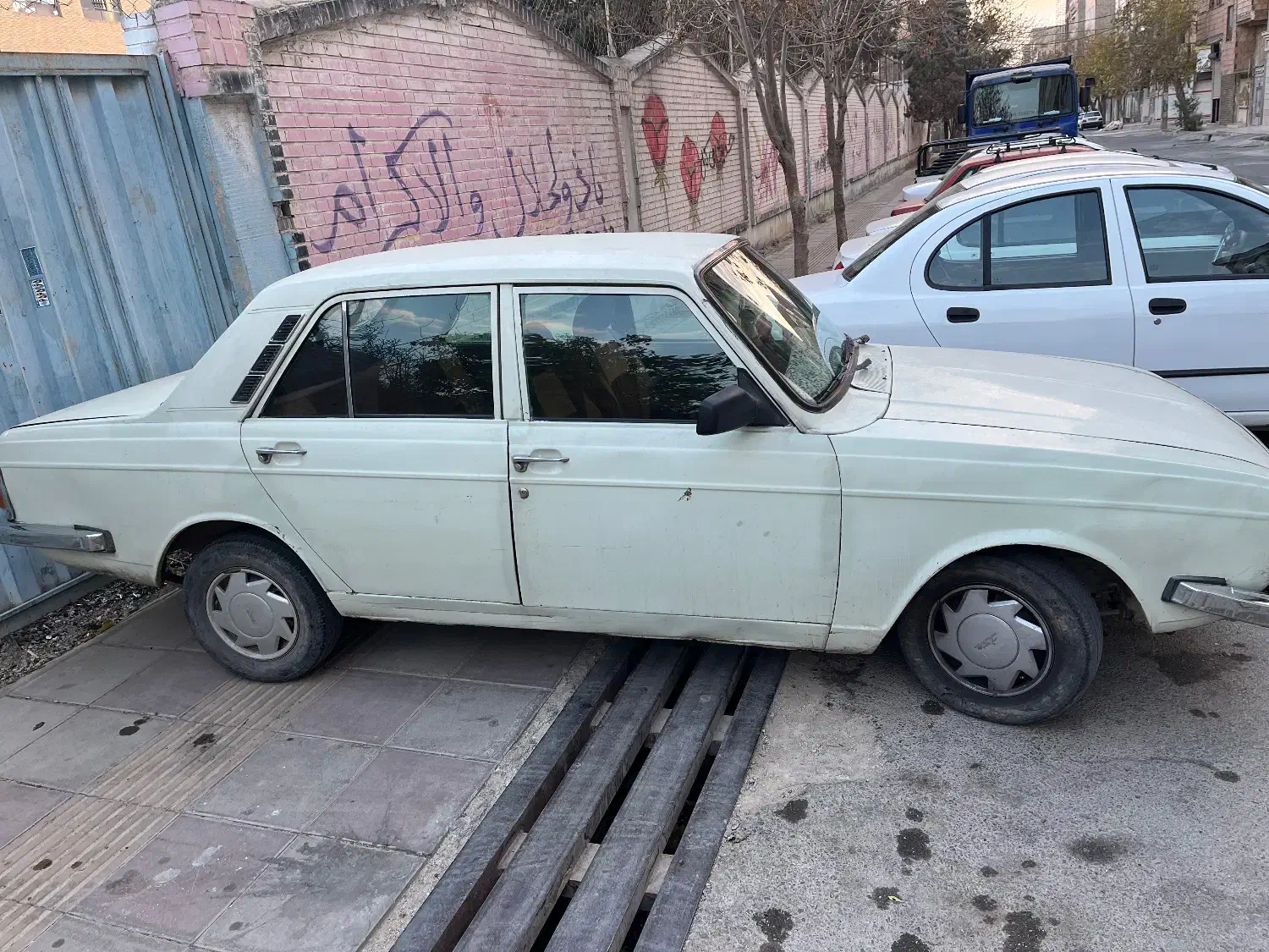 فروش پیکان مدل ۸۳|خودرو سواری و وانت|رباطکریم, منجیل آباد|دیوار