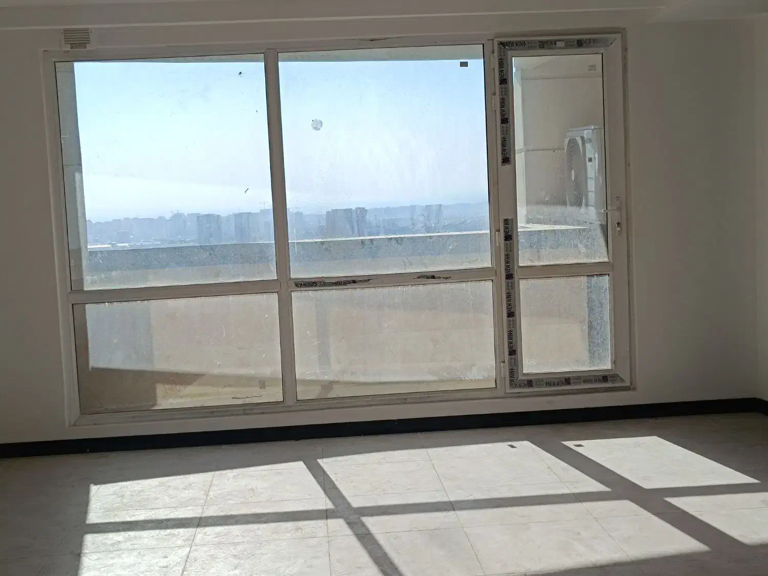 آپارتمان ۱۰۲ متر،ویو ابدی بدون مشرف،باشگاه،برج رزت