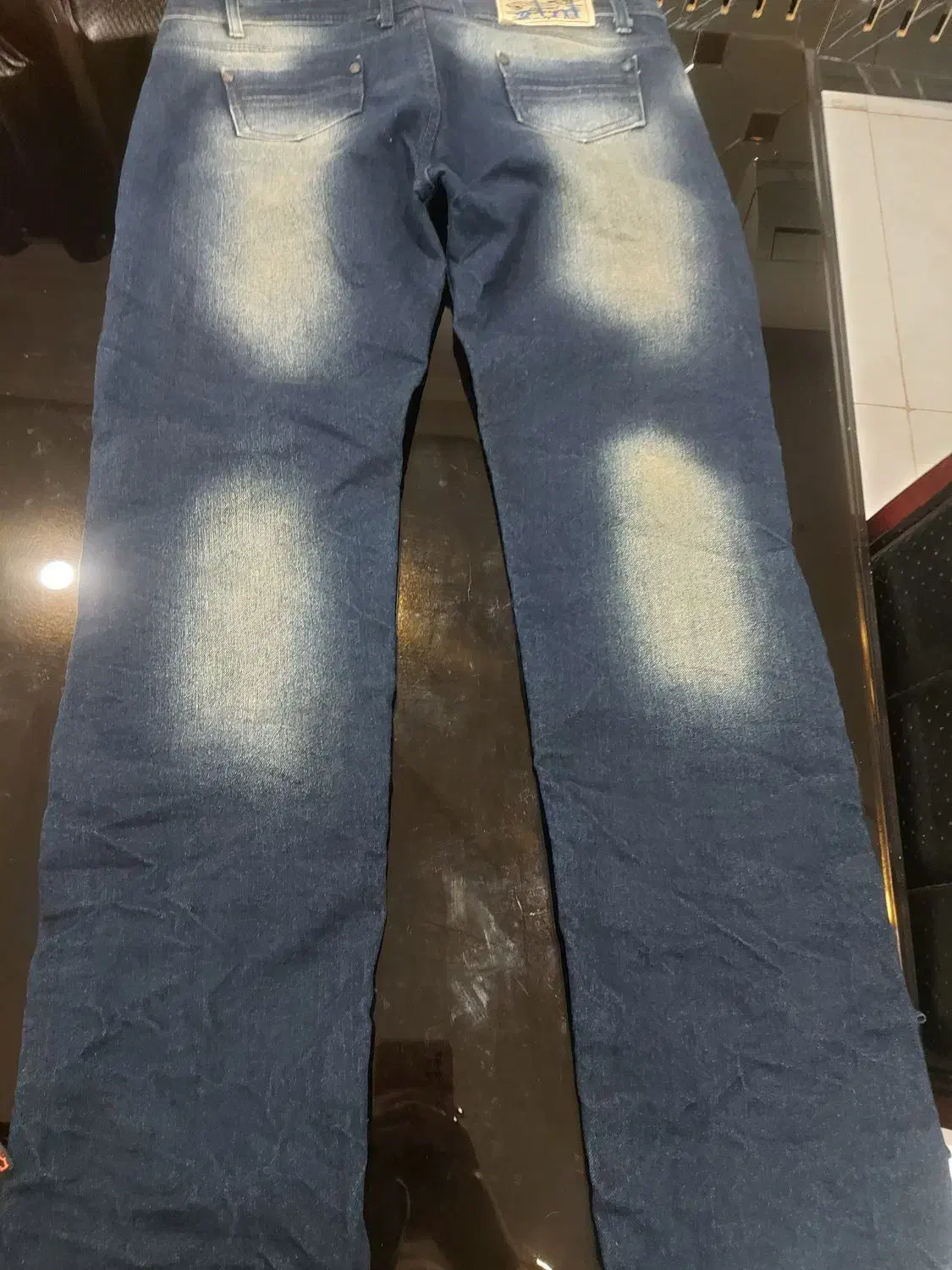 شلوار لی سنگ شور|لباس|رشت, معلم|دیوار