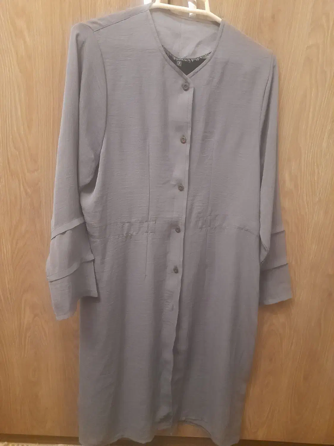 تعدادی مانتو و لباس زنانه|حراج|شیراز, پودنک|دیوار