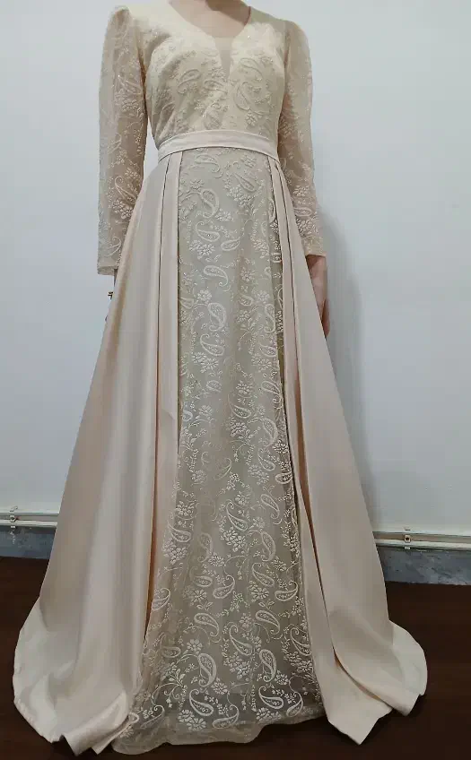 لباس مجلسی ساتن|لباس|پارس‌آباد, |دیوار