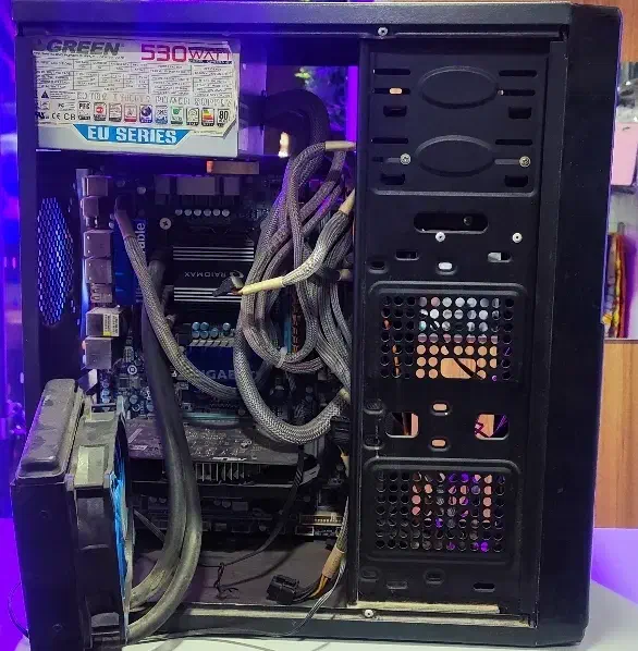 کامپیوتر کیس گیمینگ رندر خانگی i7 i5 i3|رایانه رومیزی|صباشهر, |دیوار