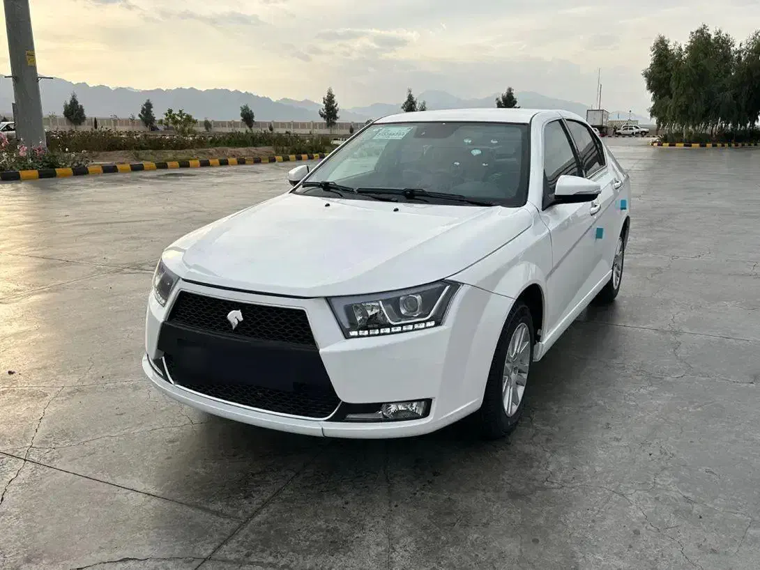 دنا پلاس ۶ دنده صفر|خودرو سواری و وانت|یزد, |دیوار