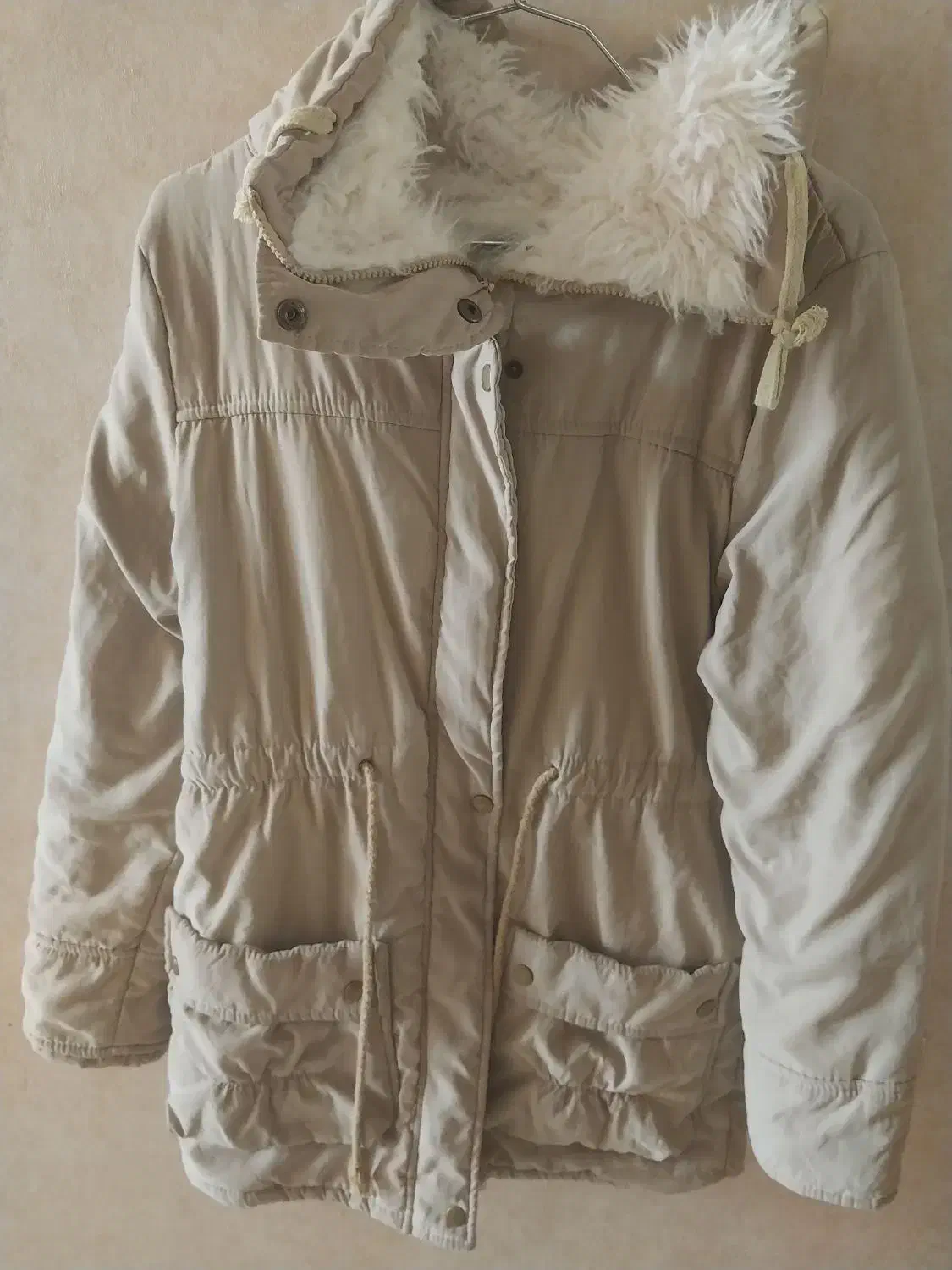 مانتو و کاپشن قیمت مناسب ۵۰و۱۰۰|لباس|شیراز, ملاصدرا|دیوار