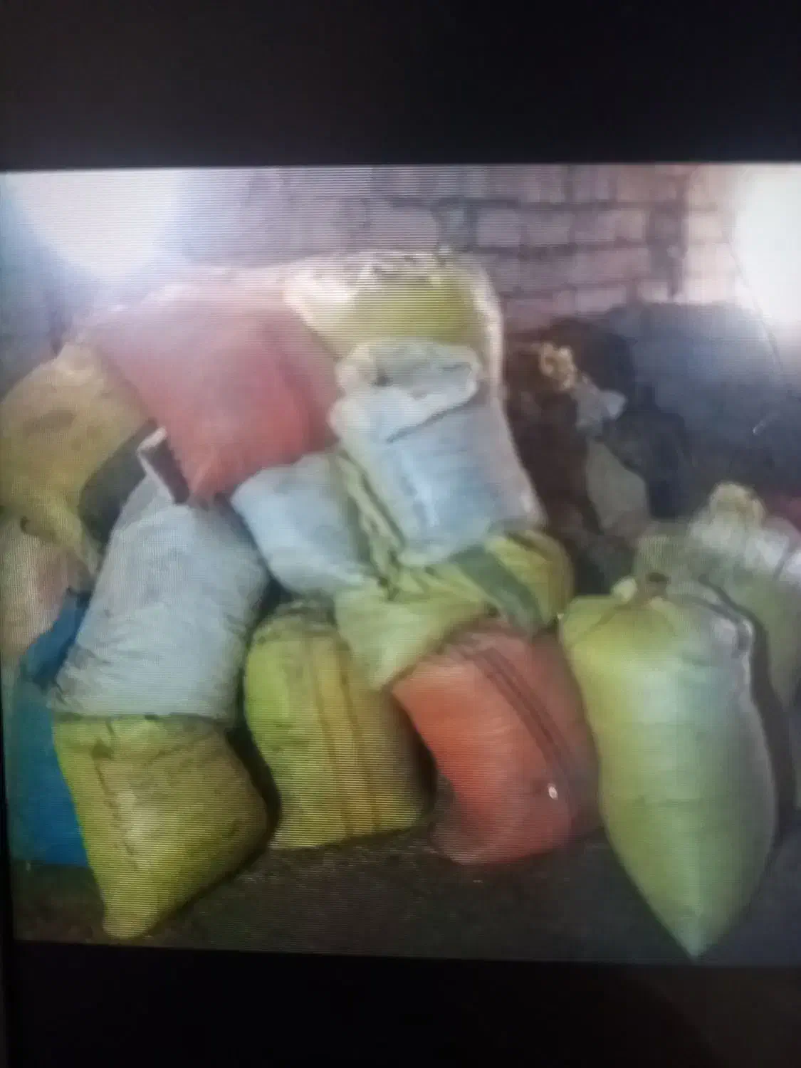 کاه جو بعلاوه یونجه وعلف،فروشی|عمده‌فروشی|نوشین شهر, |دیوار