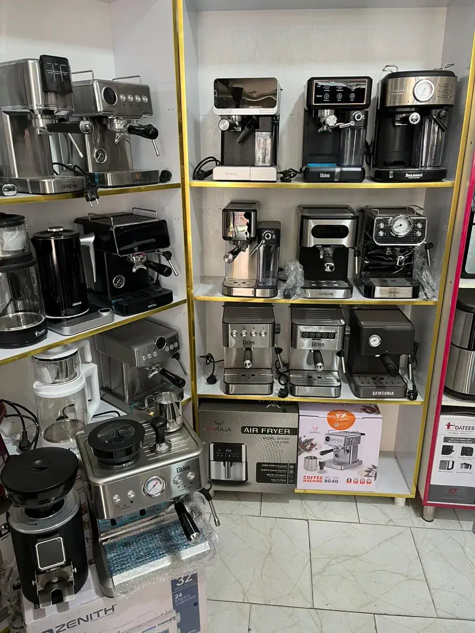 اسپرسو ساز(قهوه ساز) تنوع بالا شرایط عالی|سماور، چای‌ساز، قهوه‌ساز|ارومیه, |دیوار