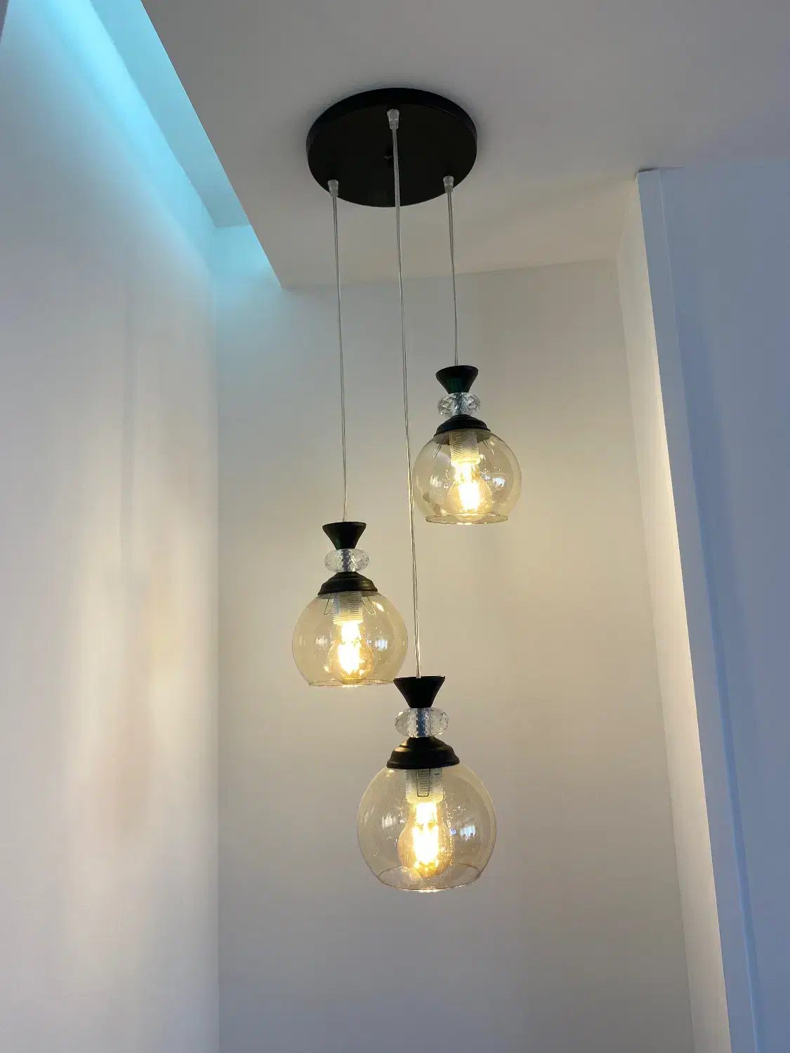 لوستر سه شاخه|لوستر و چراغ آویز|بهشهر, |دیوار