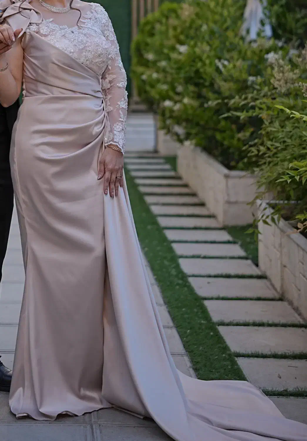 لباس مجلسی مزون دوز|لباس|رشت, معلولین|دیوار