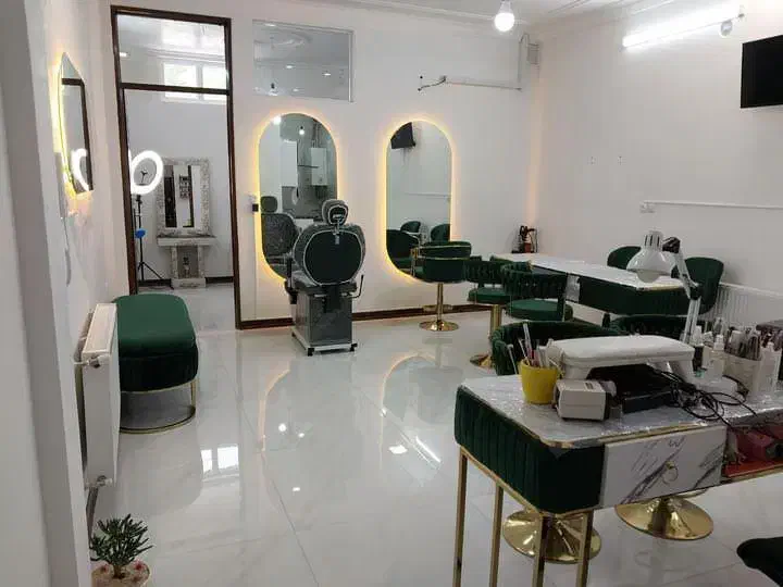 اجاره صندلی تختی|خدمات آرایشگری و زیبایی|بروجرد, |دیوار